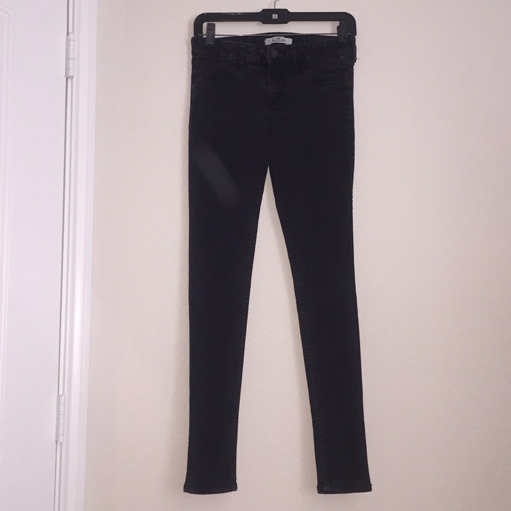 Hollister Super Skinny Jeans!
